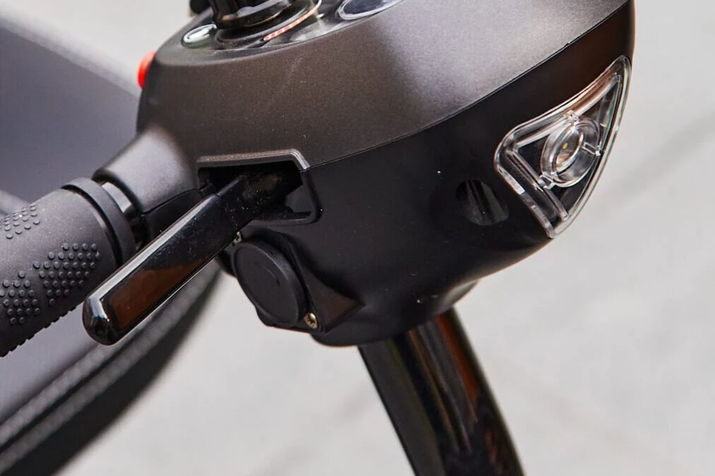 Alumina Air Mobility Scooter - Image 12