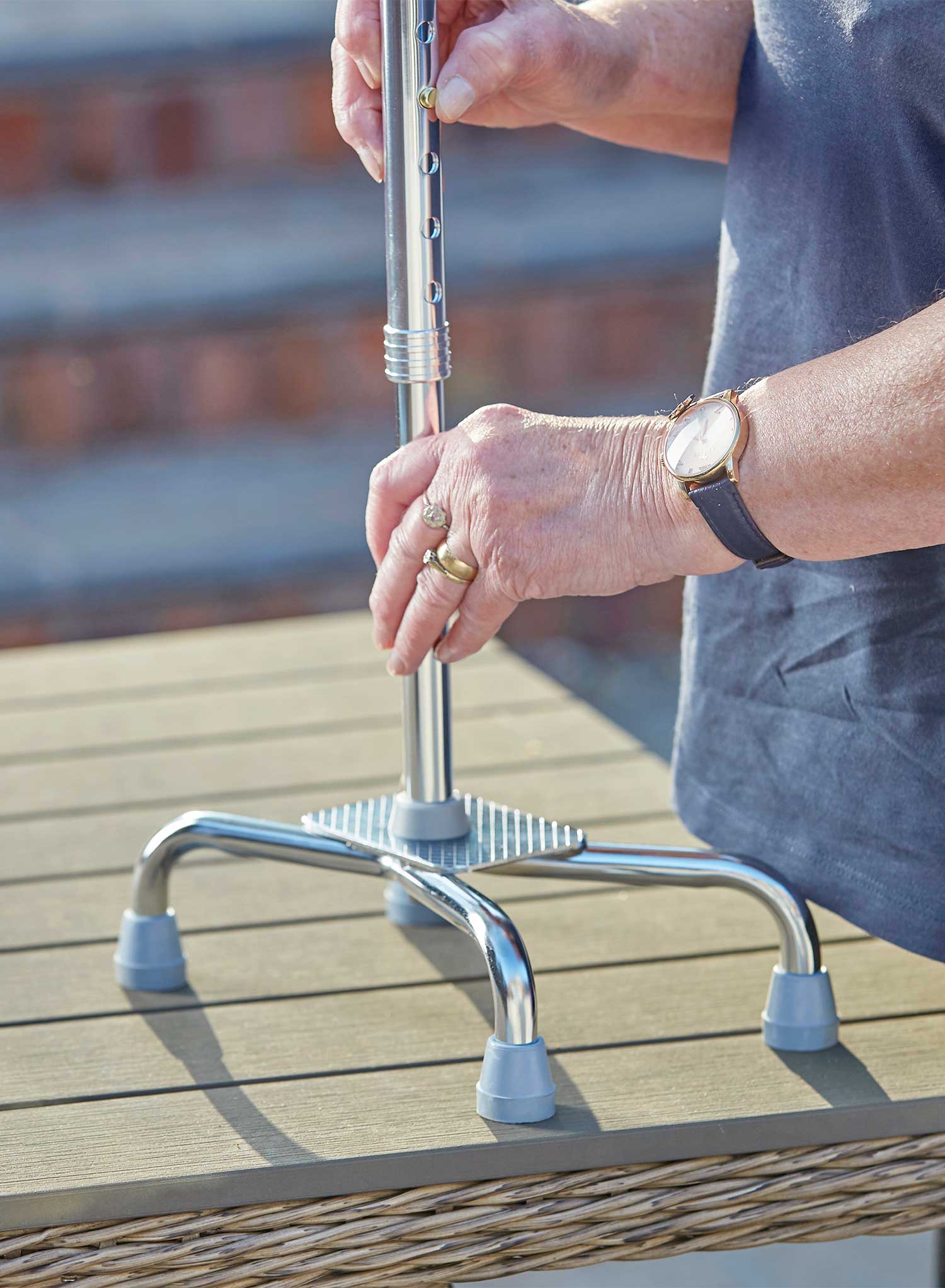 Big Base Quad Cane - Image 4