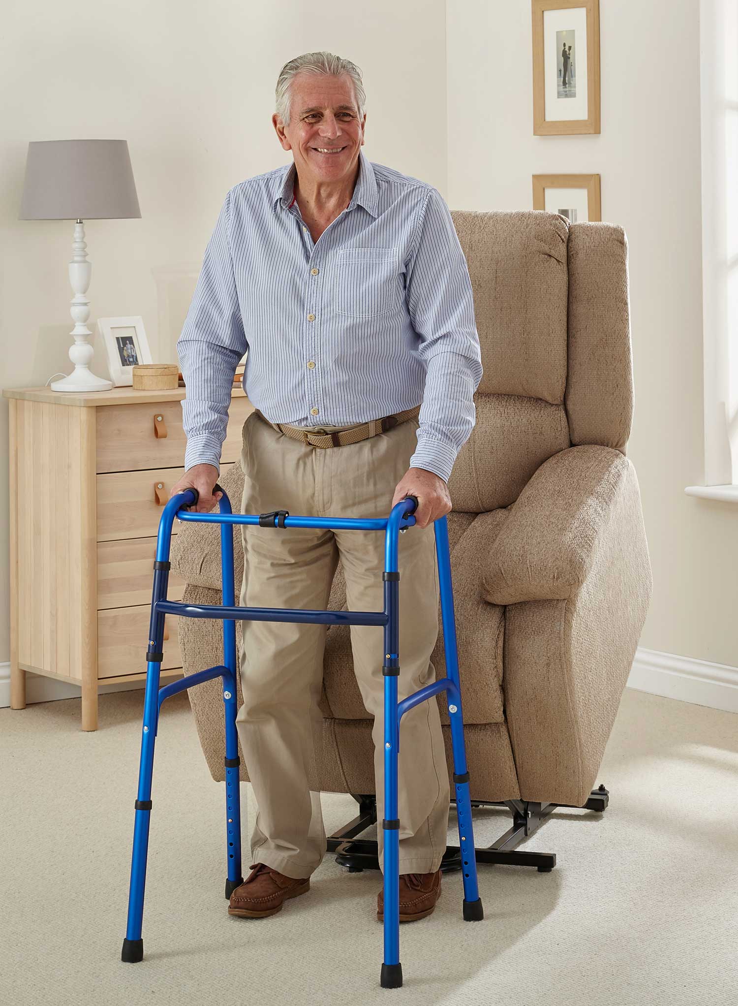 ColourMax Folding Walker - Image 5