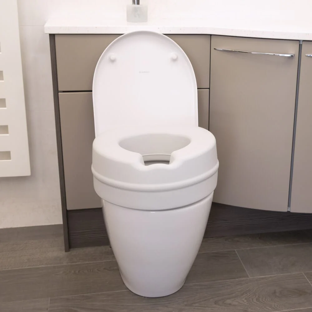 Comfort Padded Raised Toilet Seat - Image 2