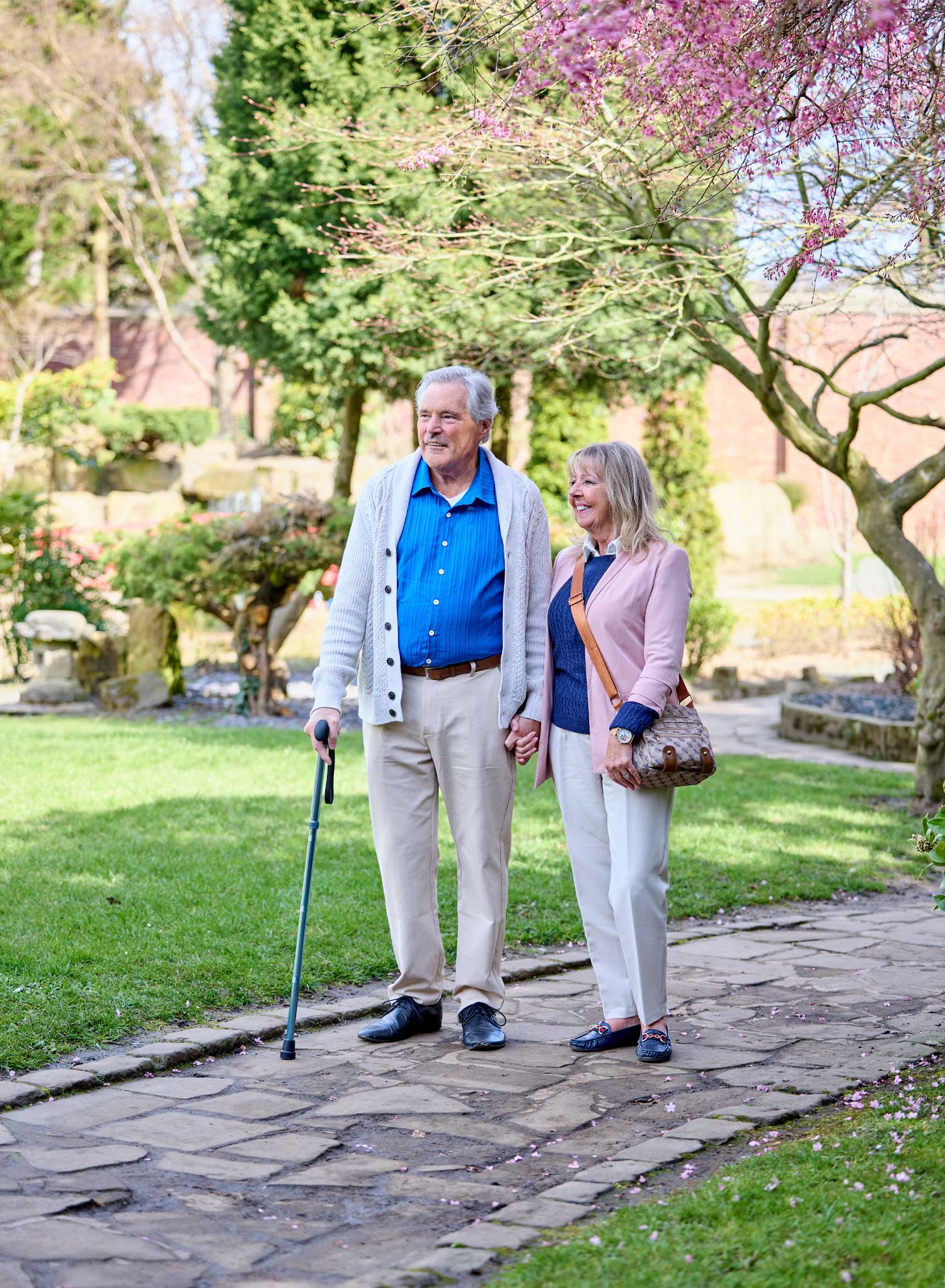 Comfy Plus Gel Grip Folding Walking Stick - Image 3
