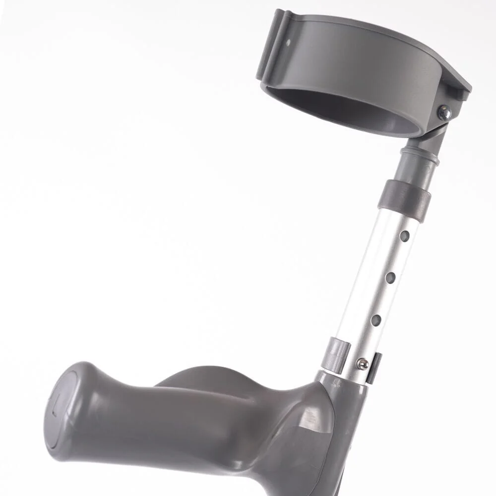 NRS Coopers Adjustable Comfort Grip Crutches - Image 3