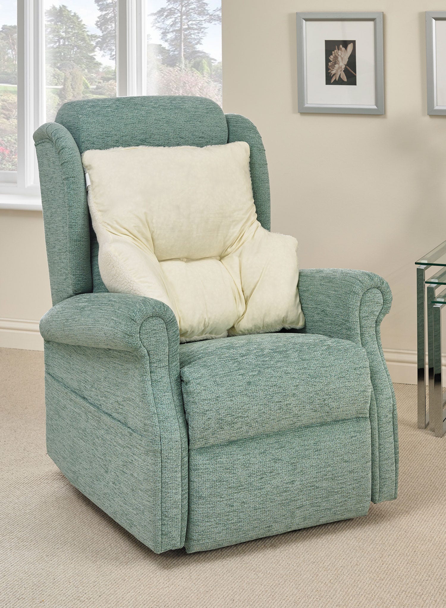Deluxe Fleece Support Pillow - Image 3
