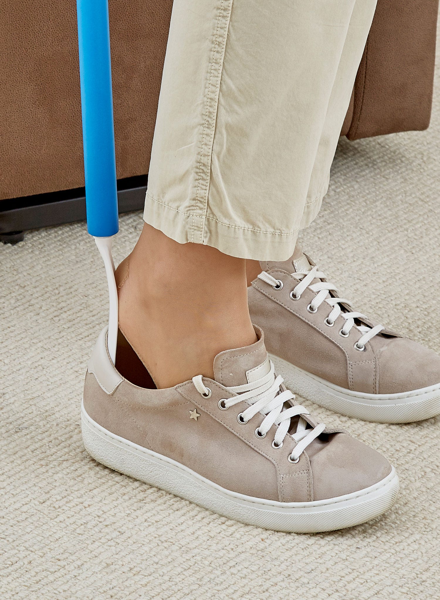 Dressing Stick with Padded Shoe Horn - Image 10