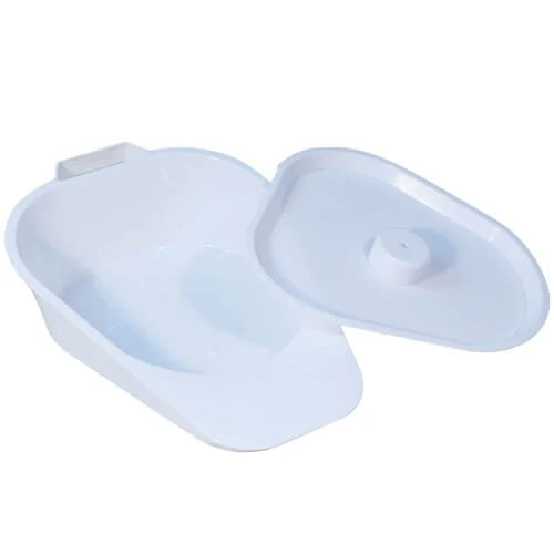 Economy Slipper Bed Pan with Lid - Image 2