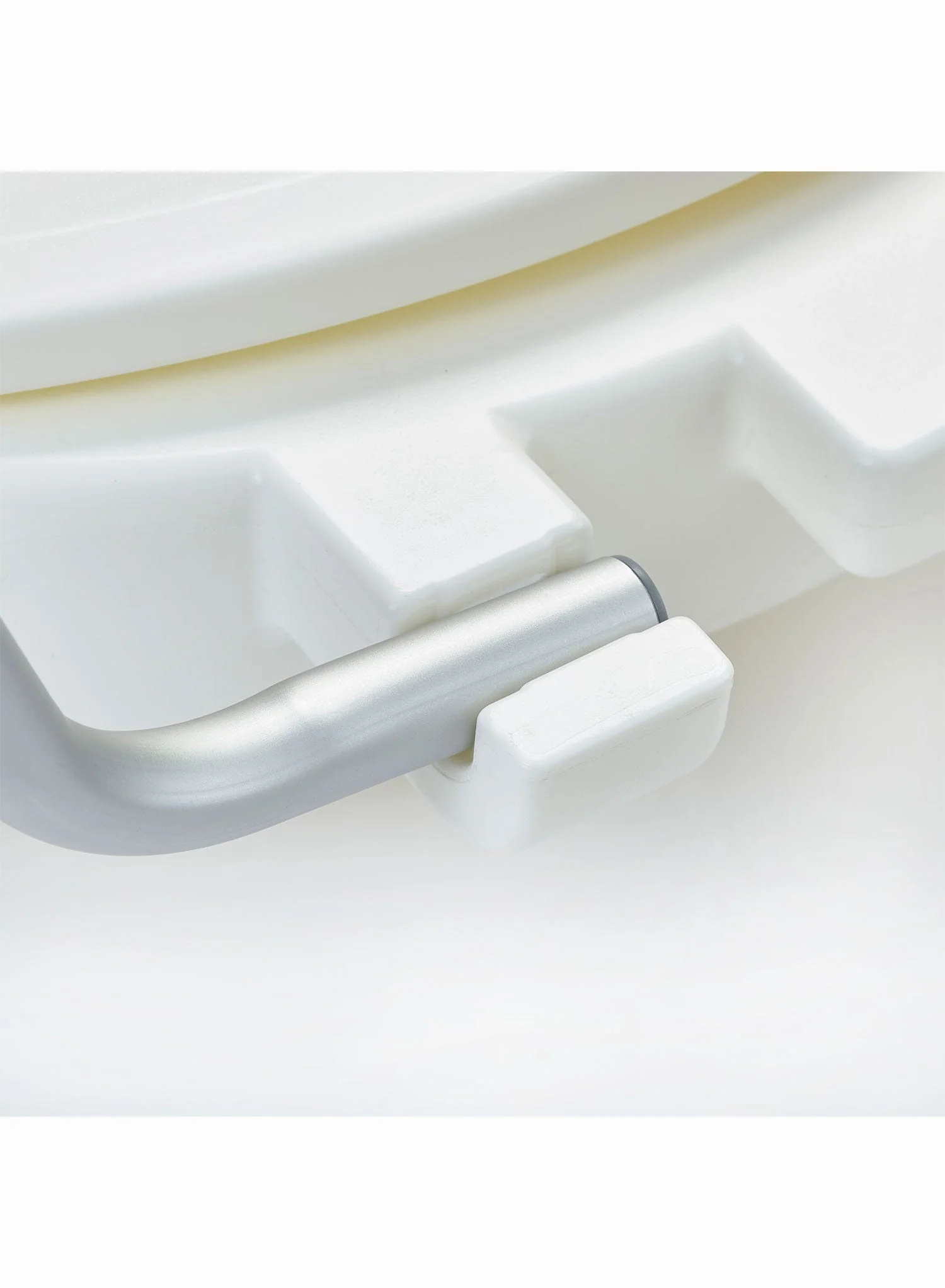 Europa Toilet Seat - Image 7