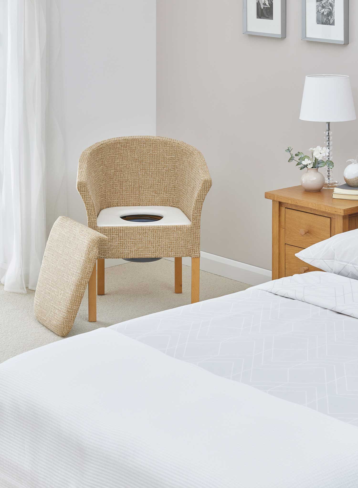 Exmouth Luxury Commode - Image 3