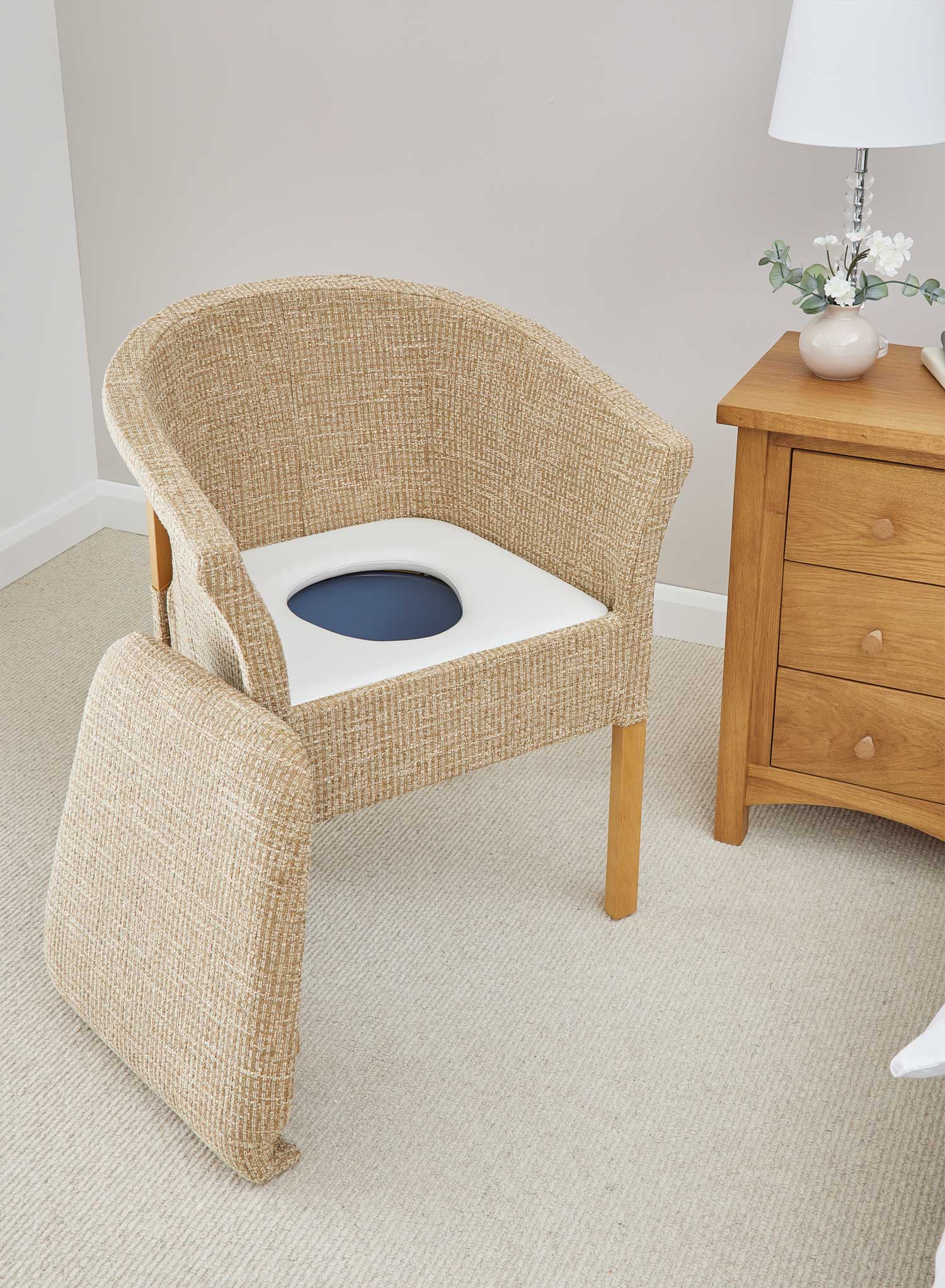Exmouth Luxury Commode - Image 4
