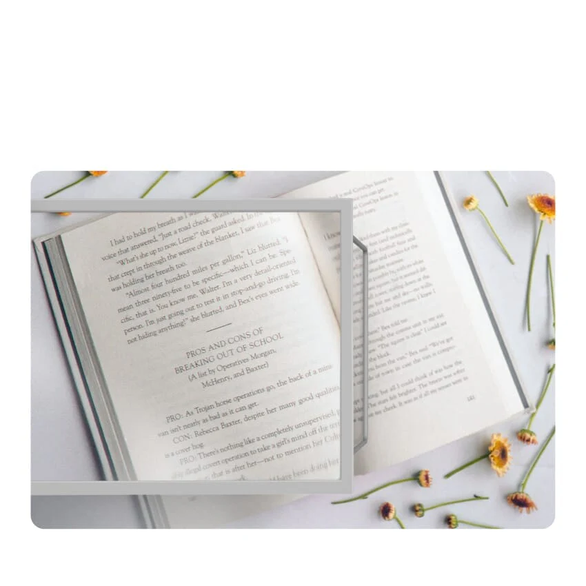 Folding A4 Magnifier and Stand - Image 4