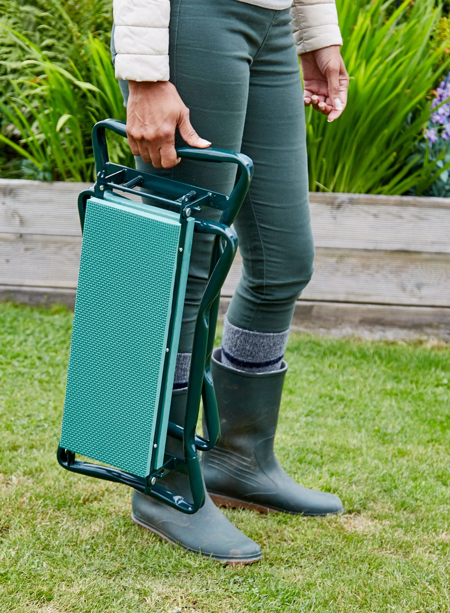 Garden Pro Bench & Kneeler - Image 9