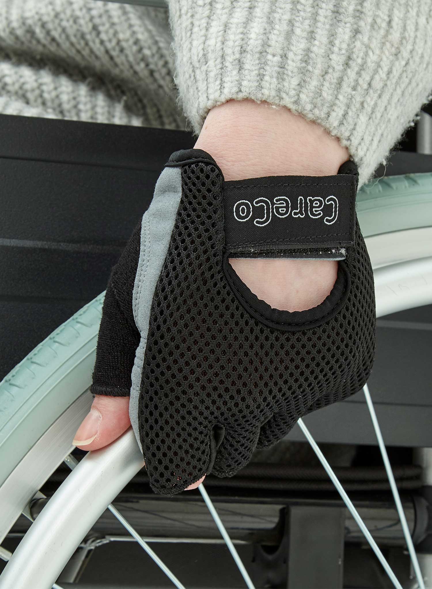 Gel Padded Wheelchair Gloves - Image 8