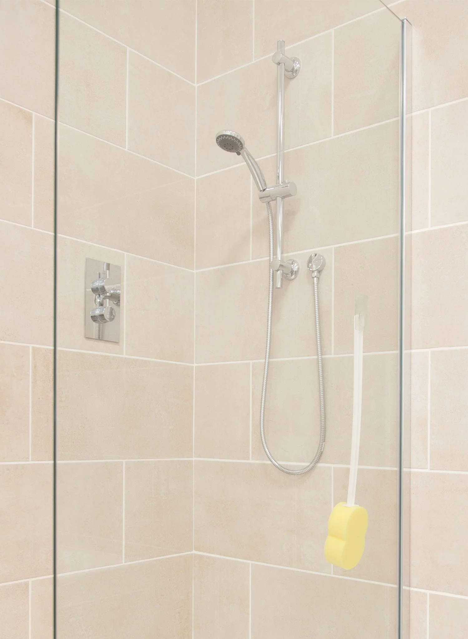 CareCo Long Handled Bath Sponge - Image 3