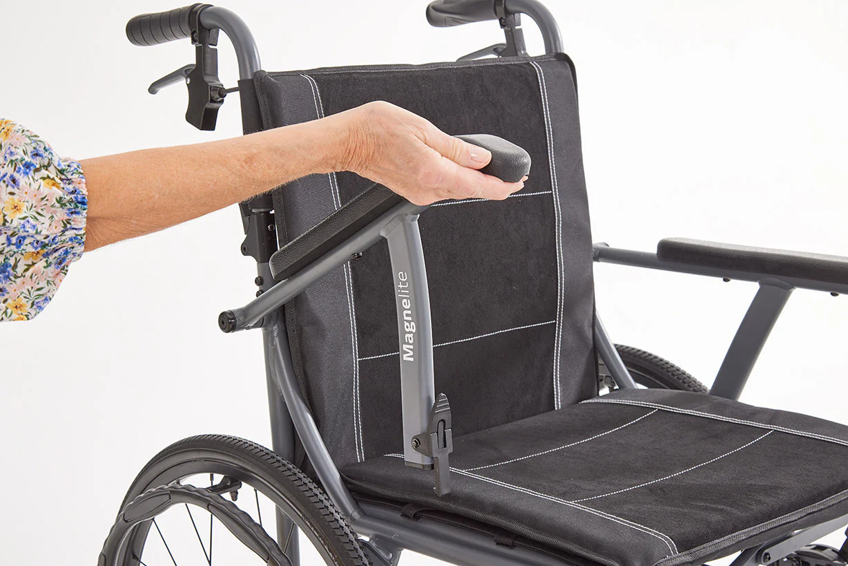 Magnelite Wheelchair - Self Propelled - Image 6