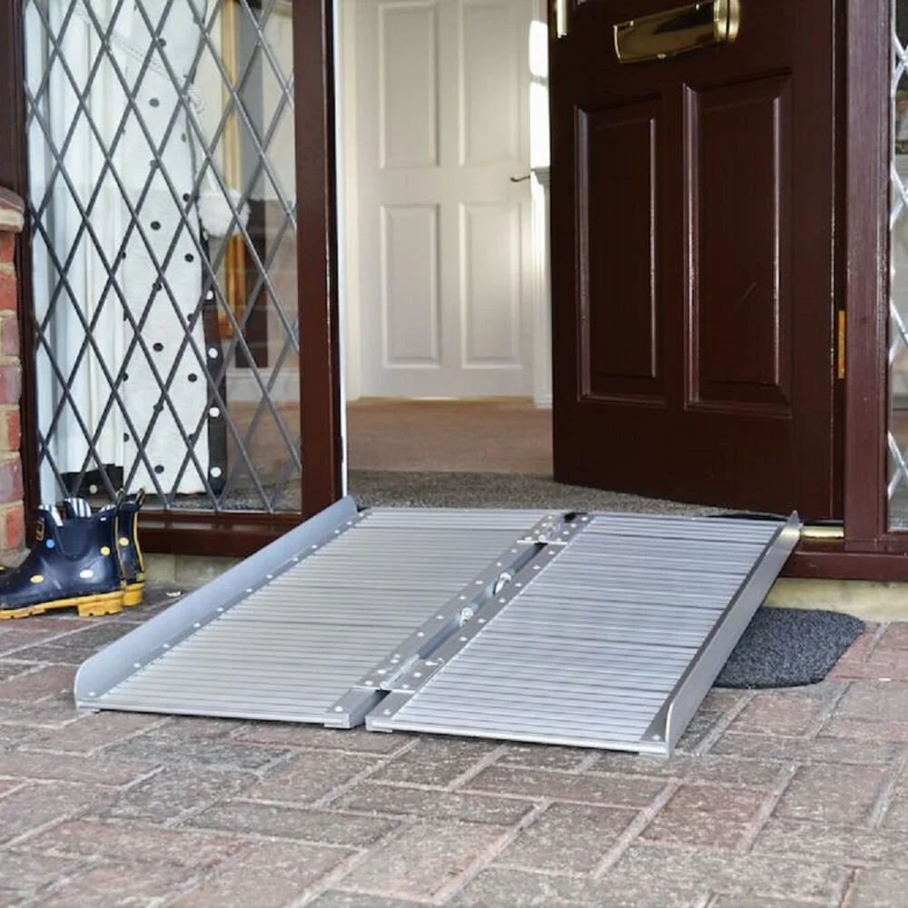 Metro Suitcase Ramp - Image 4