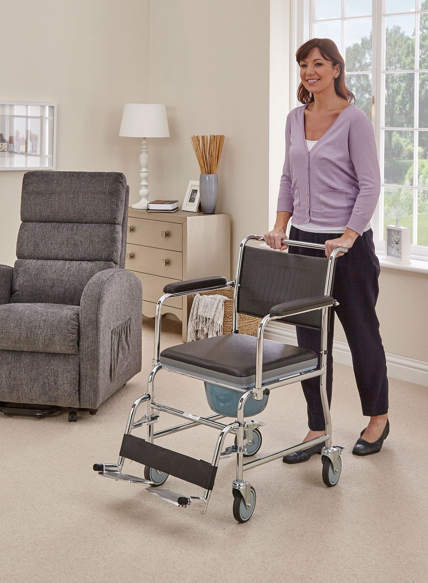 Mobile Commode - Image 3