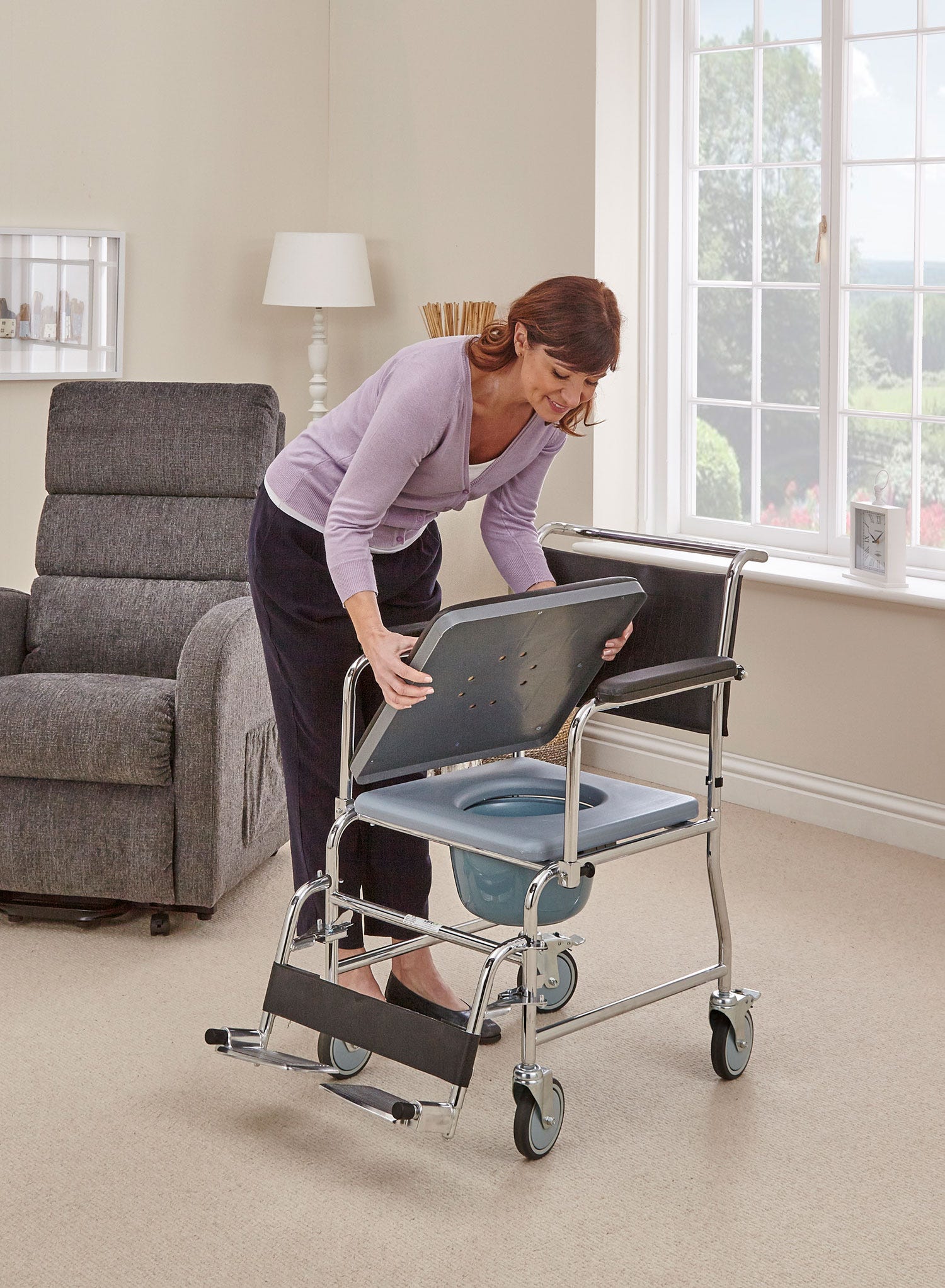Mobile Commode - Image 4
