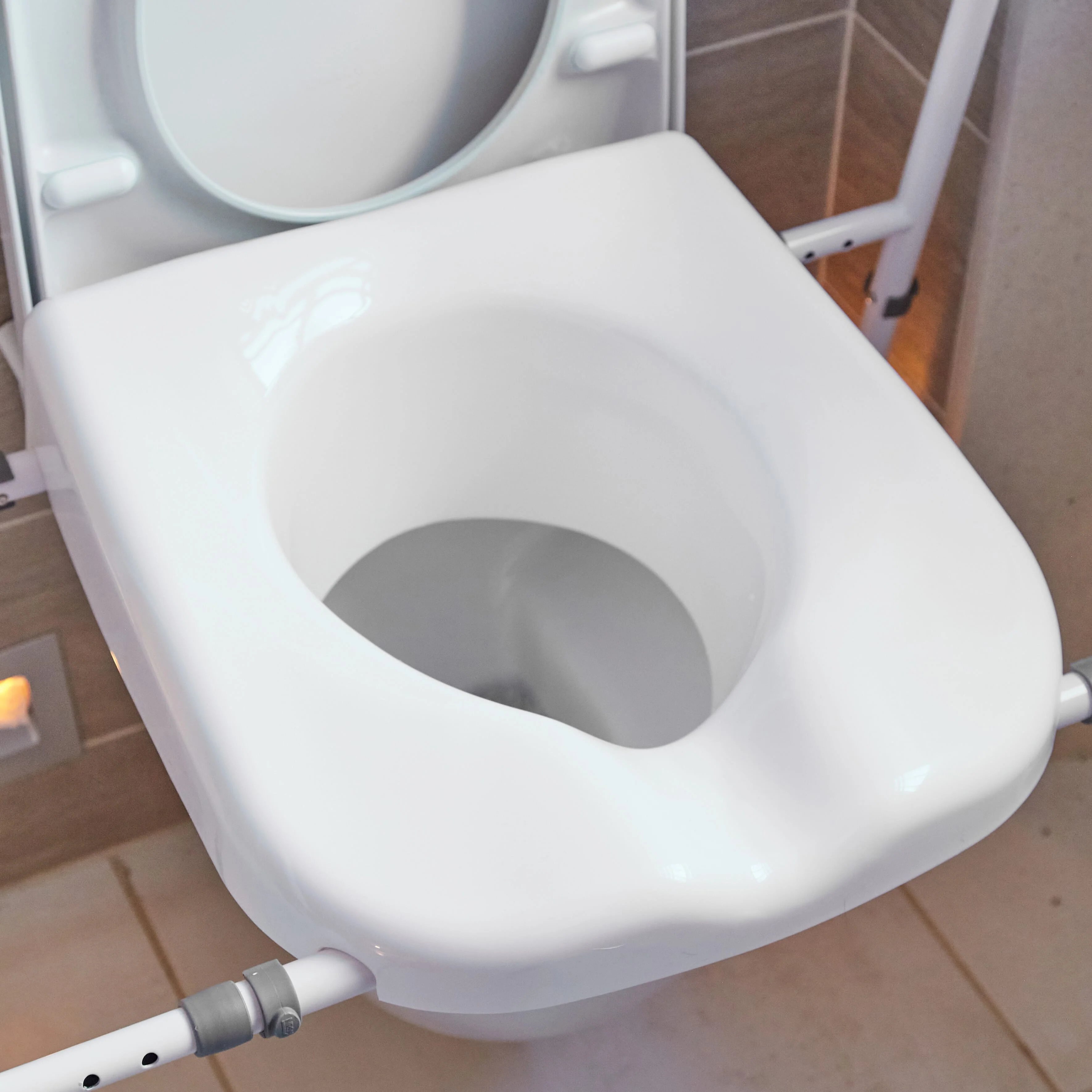 NRS Mowbray Lite Adjustable Toilet Frame with Seat - Image 3