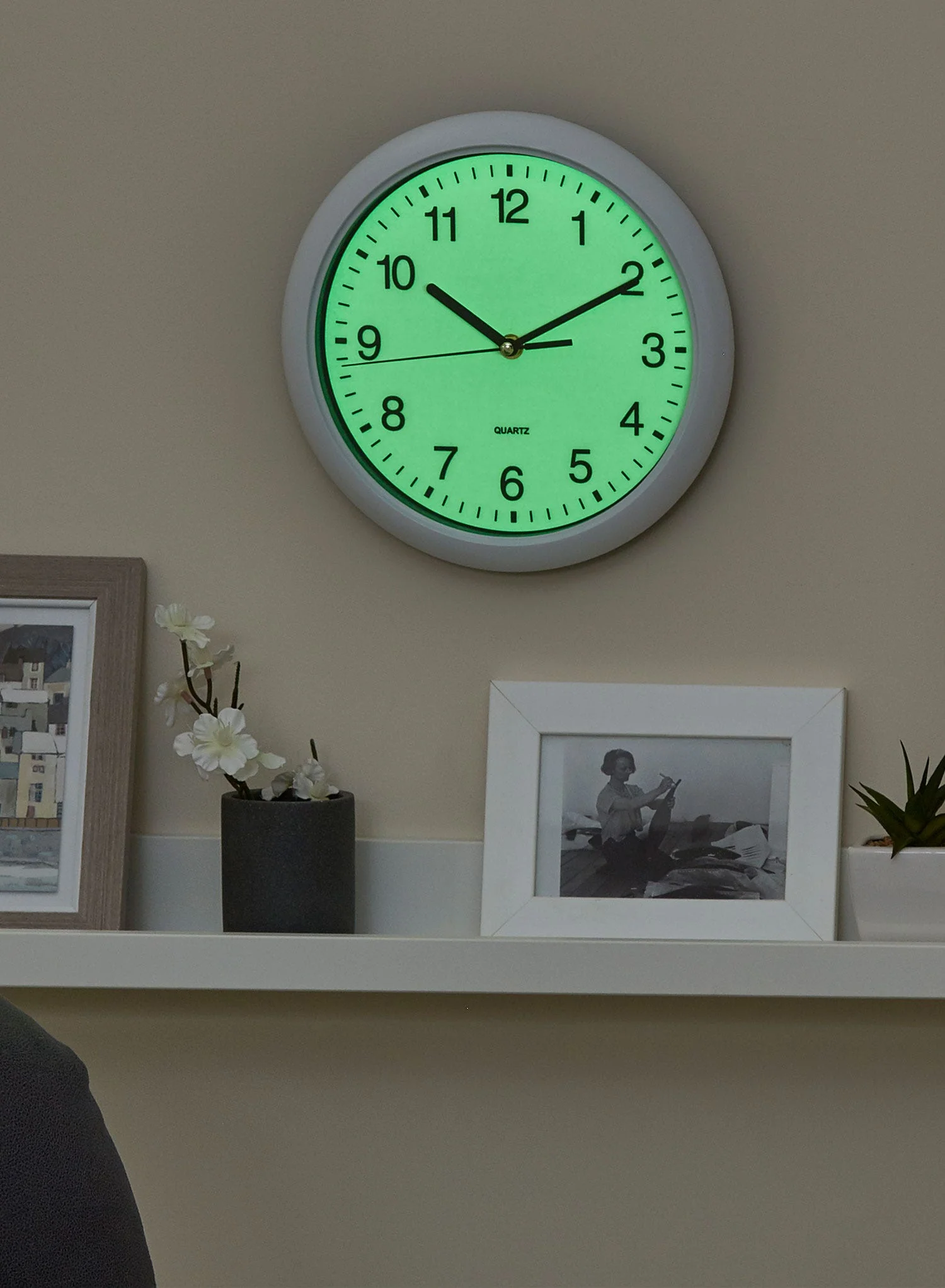 Nightease Luminous Wall Clock - Image 3