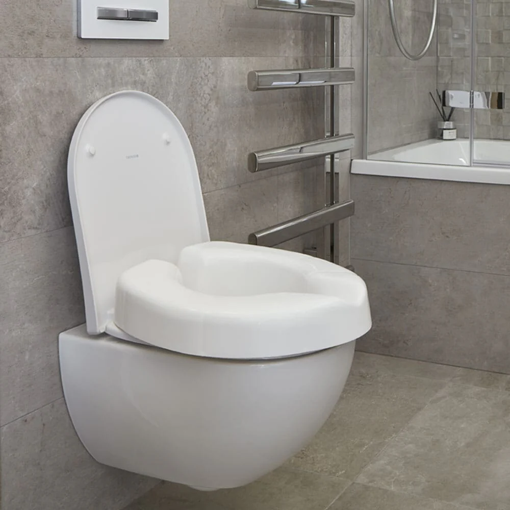 NRS Novelle Clip On Raised Toilet Seat - Image 2