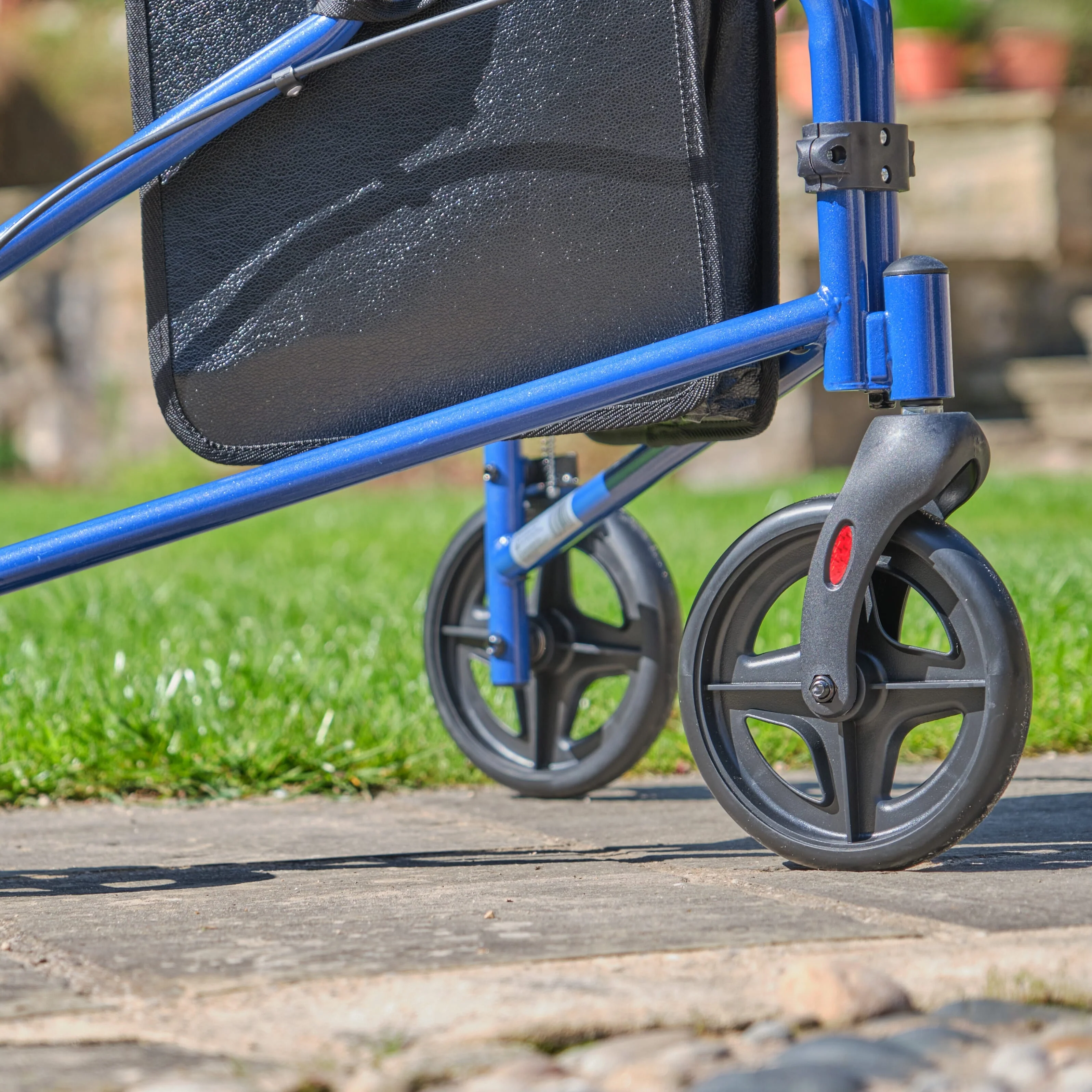 NRS 3 Wheel Steel Rollator - Image 3