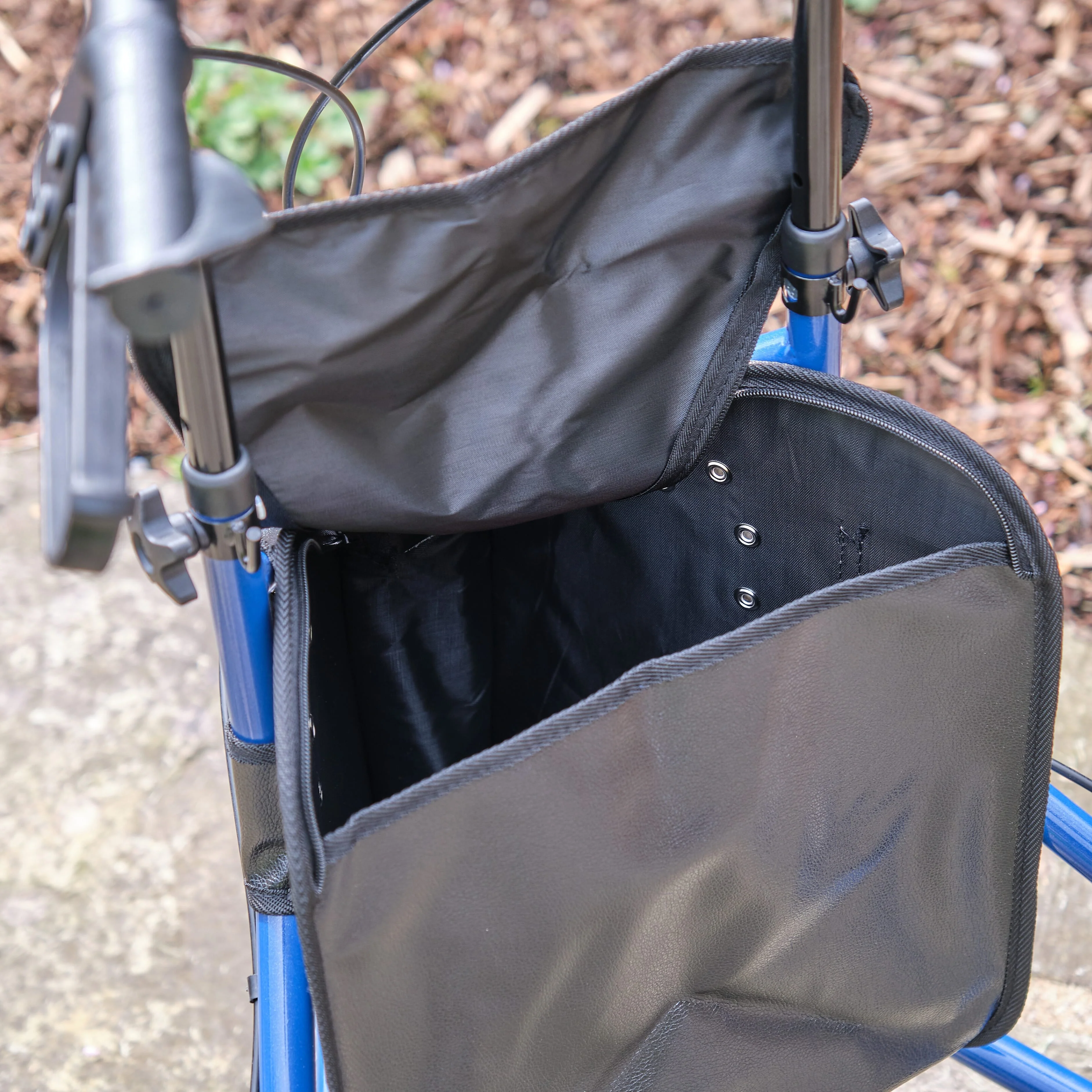 NRS 3 Wheel Steel Rollator - Image 4