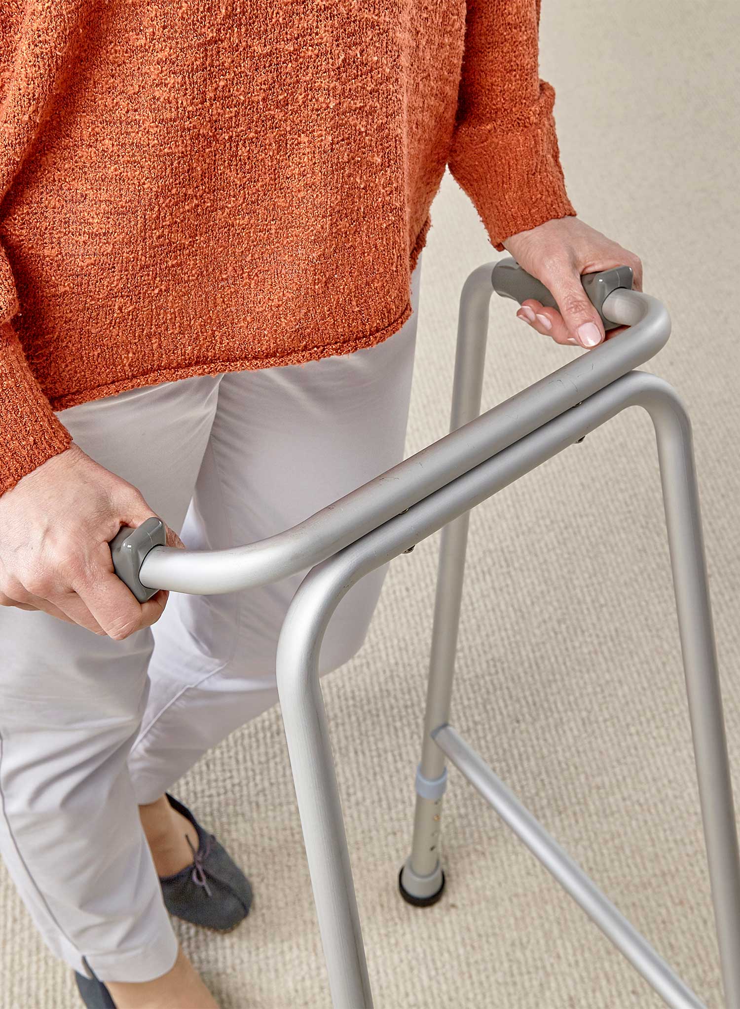 Prima Walking Frame with Wheels - Image 4