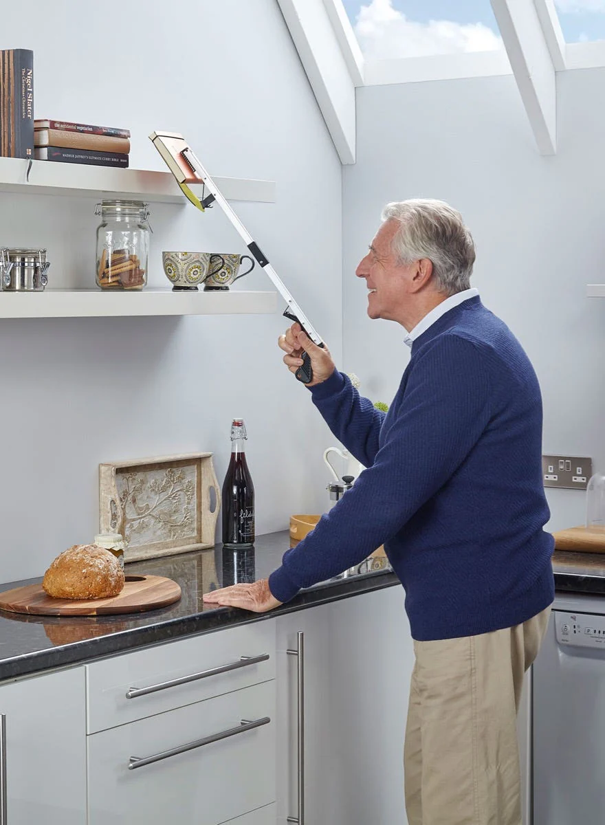 Pro Folding Reacher - Image 9