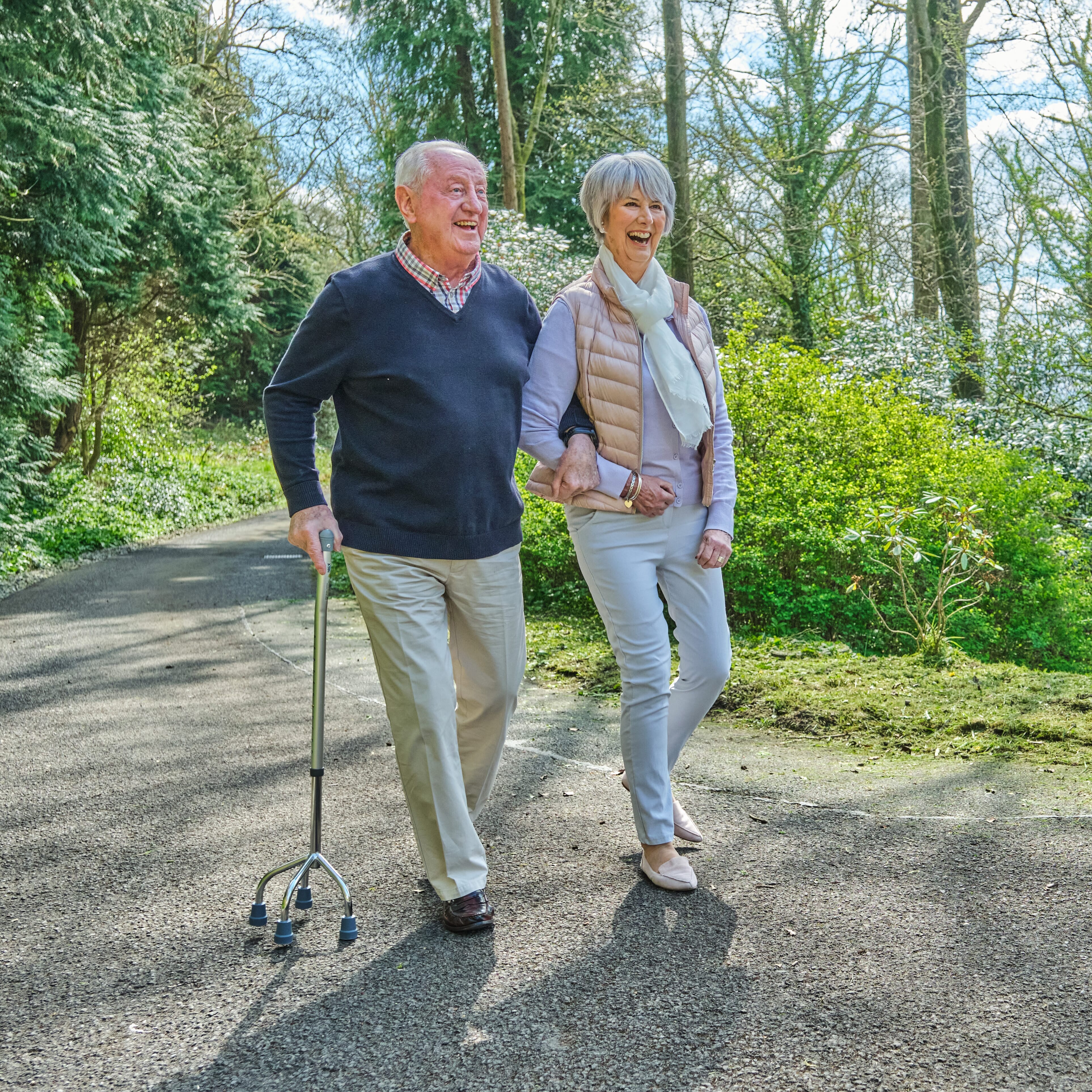 NRS Quad Base Walking Stick - Image 3