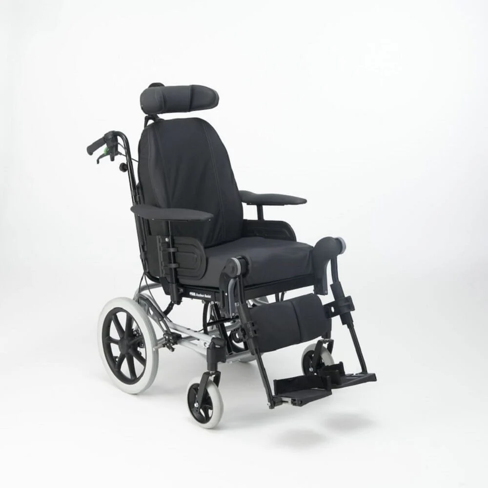 Invacare Rea Azalea Tilt In Space Wheelchair - Image 3