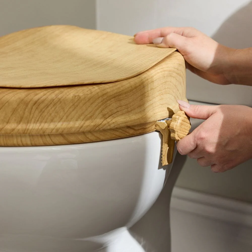 Sanctuary Oak Effect Raised Toilet Seat With Lid - Image 12
