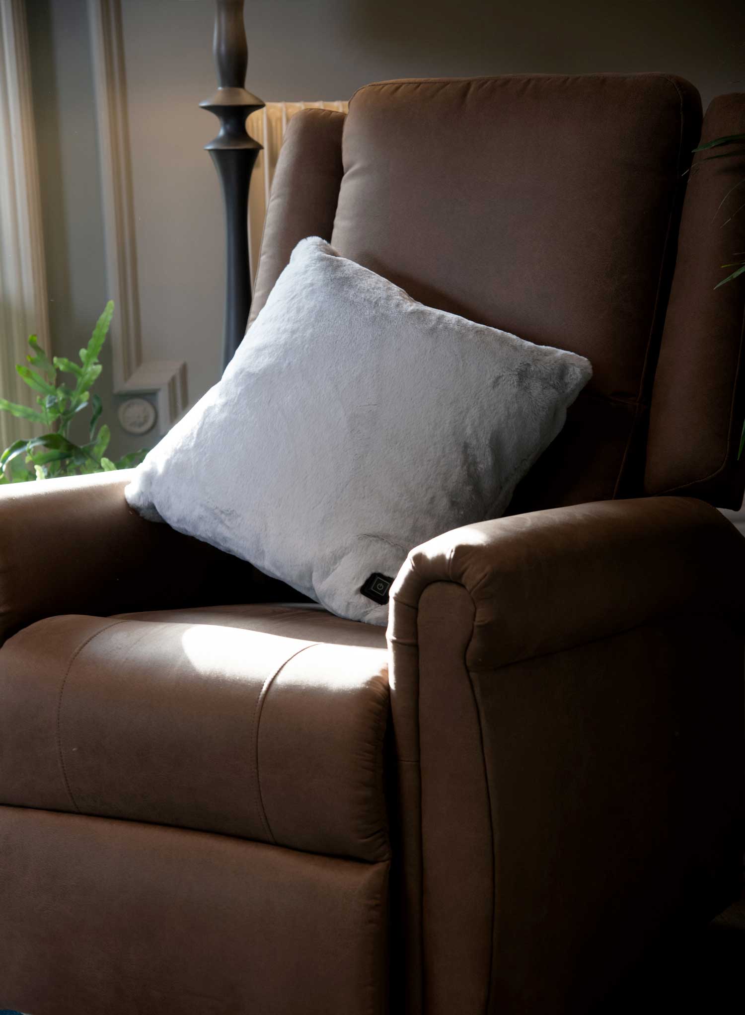 Senza Heated Cushion - Image 2