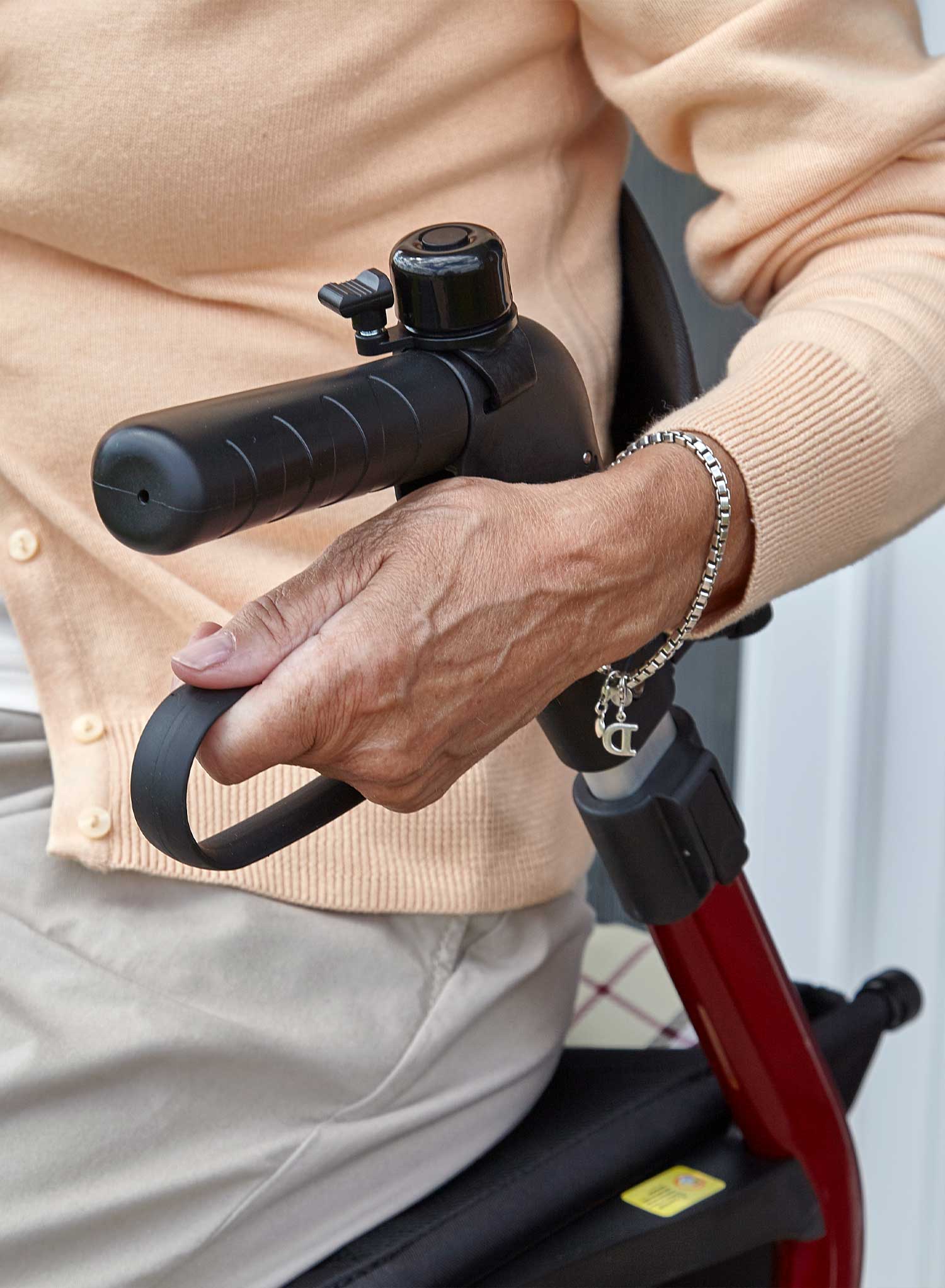 Tuni Prism Outdoor Rollator - Image 13