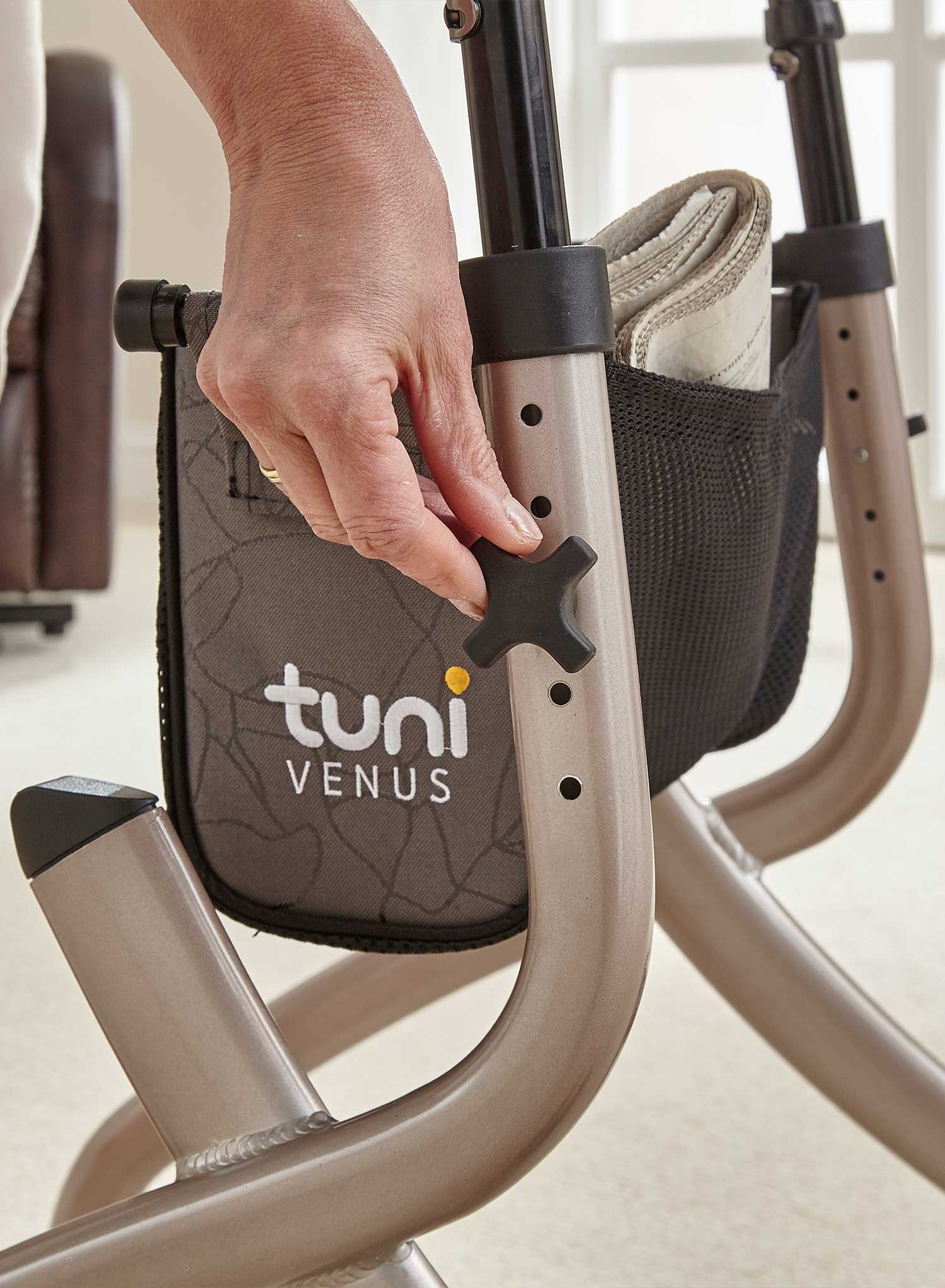 Tuni Venus Walker - Image 7