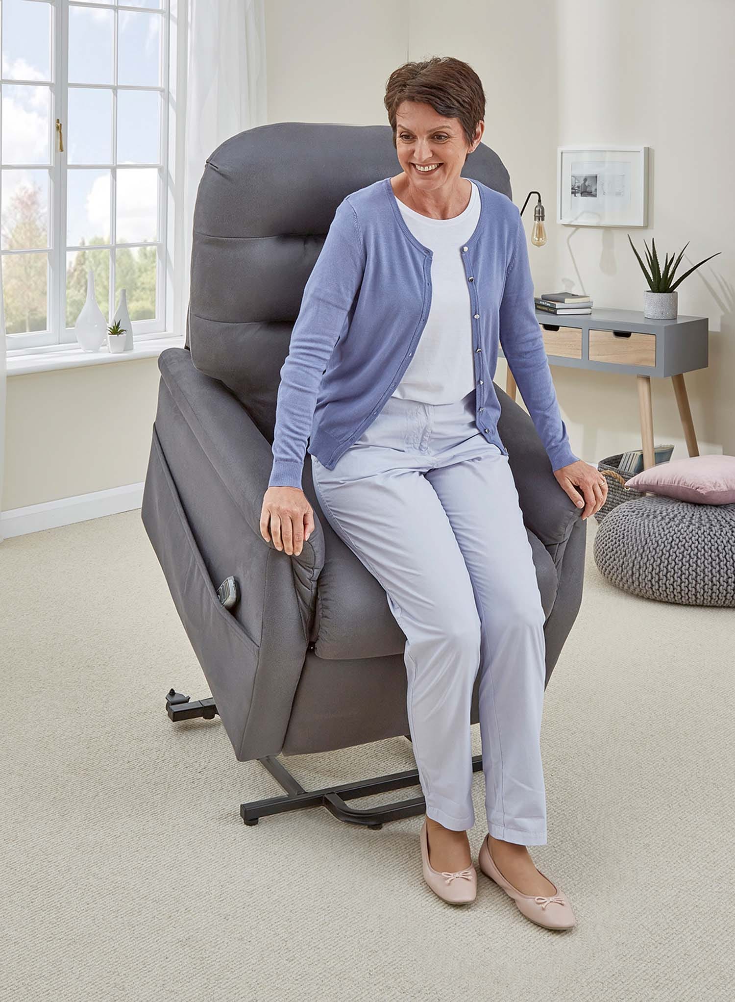 Vento Luxury Riser Recliner - Image 11