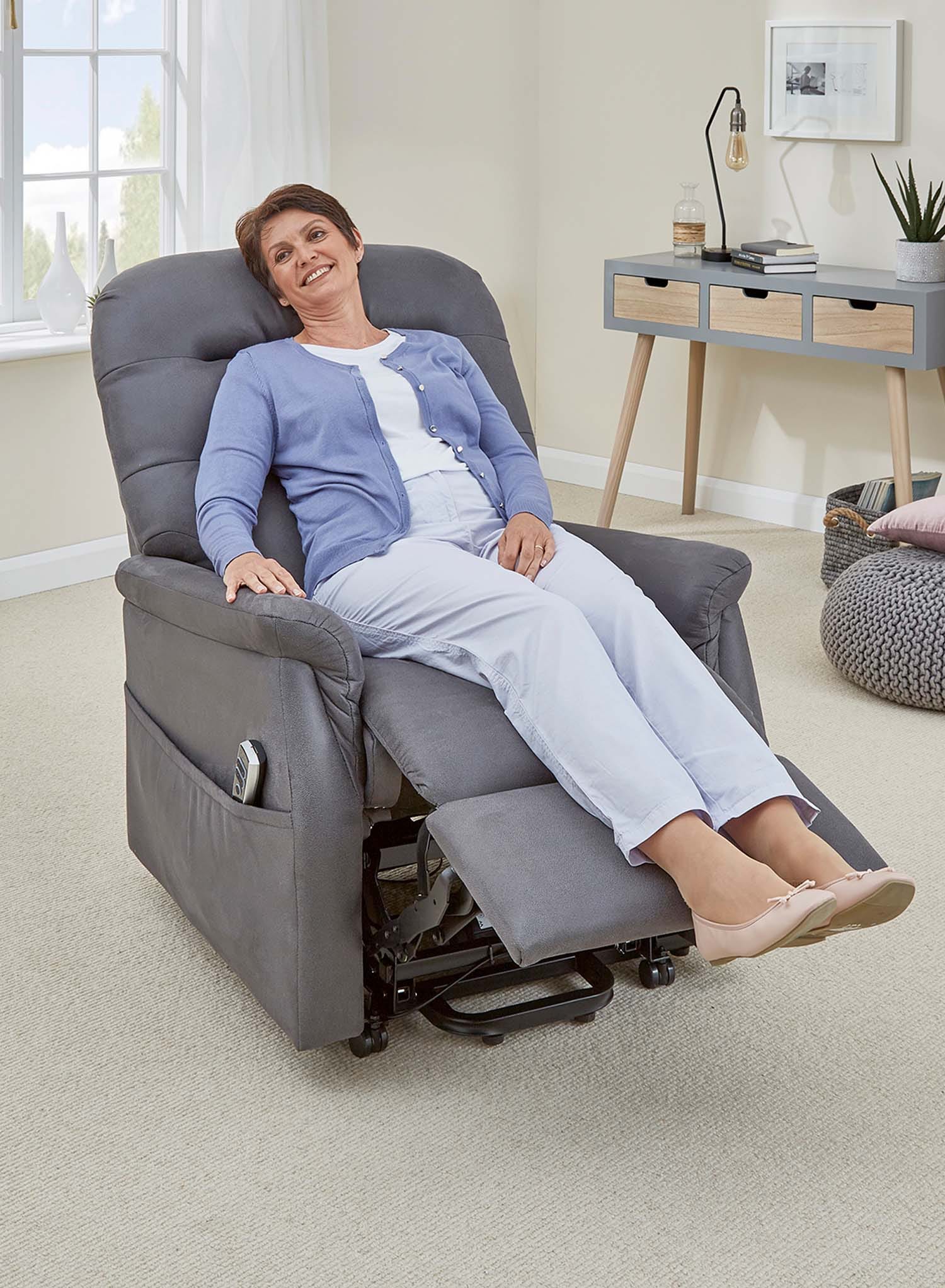 Vento Luxury Riser Recliner - Image 8