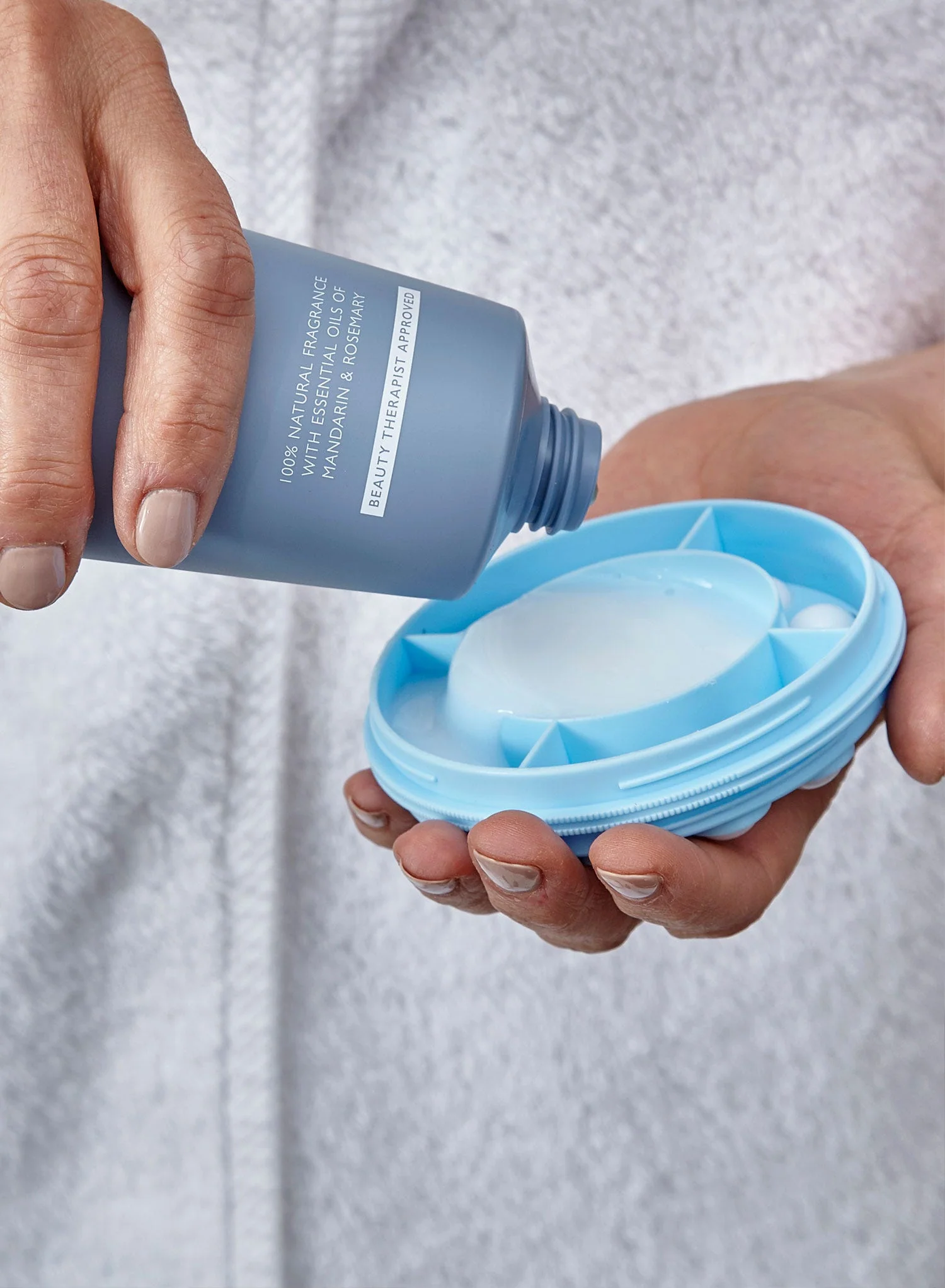 Vitality Applicator with Massaging Head - Image 3