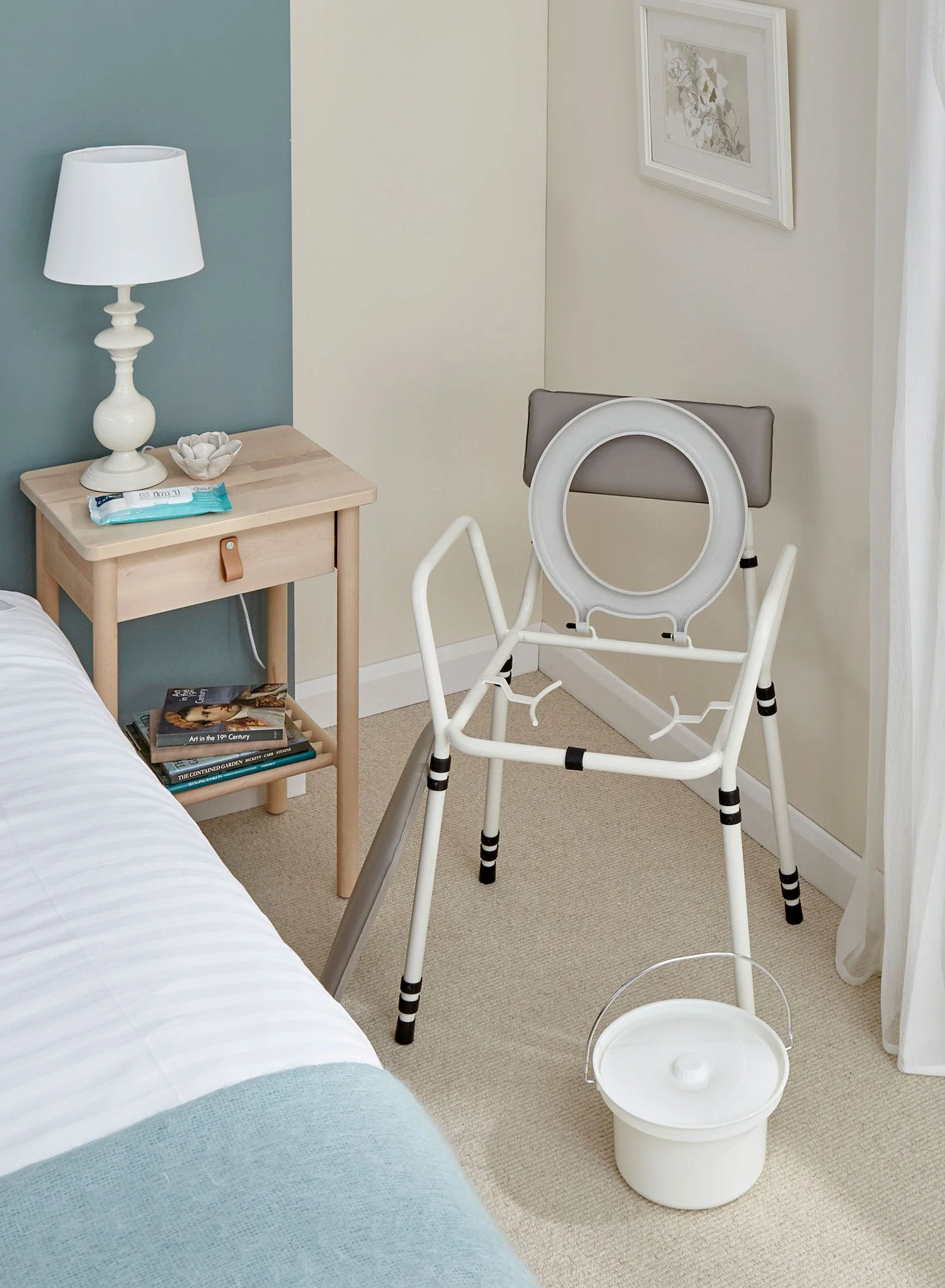 Wren Adjustable Commode - Image 4