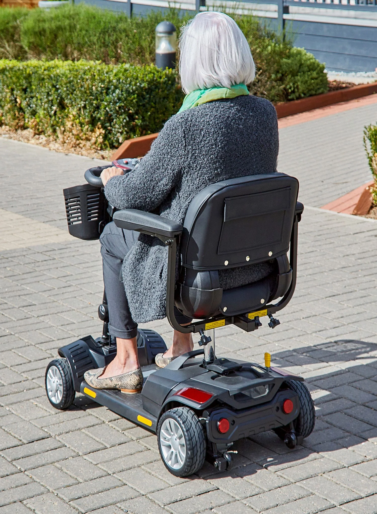 X-Go Cosmic Mobility Scooter - Image 8